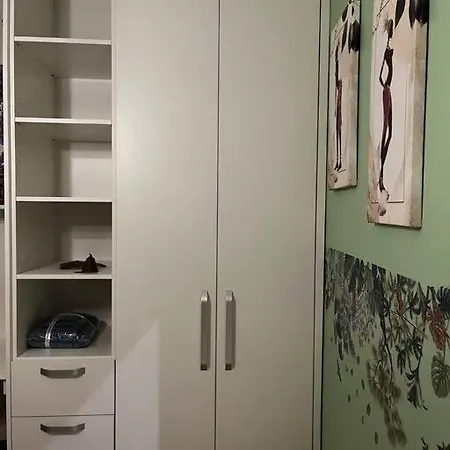 Апартаменти Avotu 43 Flat In Рига